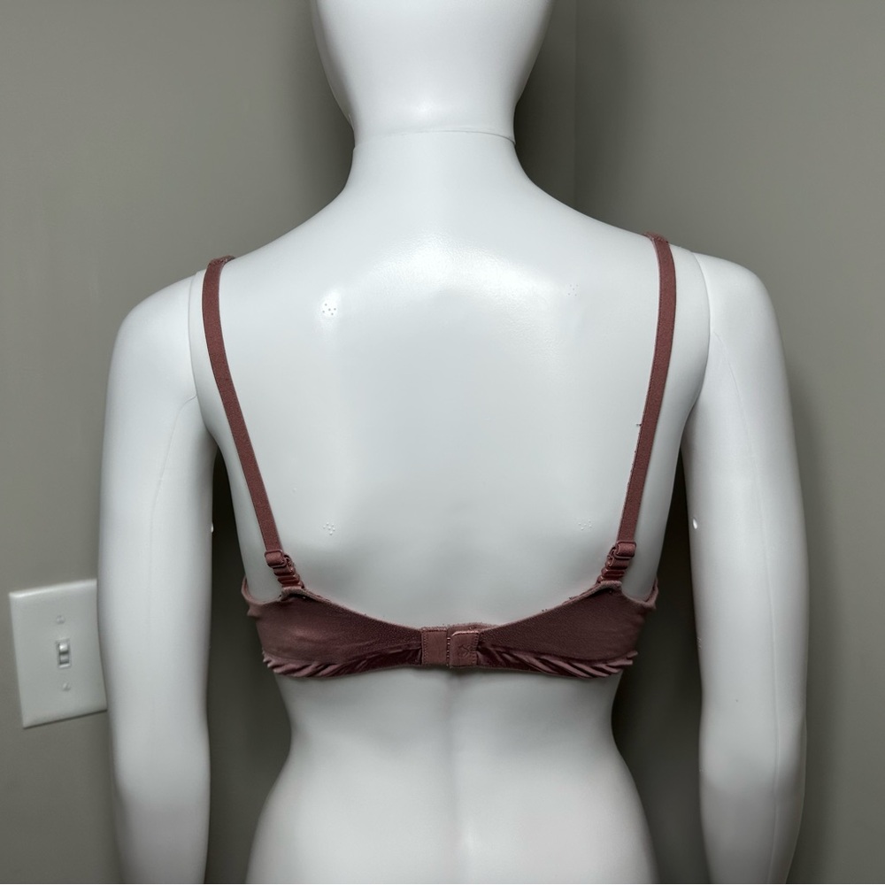 Victoria’s Secret Body by Victoria Perfect Shape Bra - Picture 4 of 7